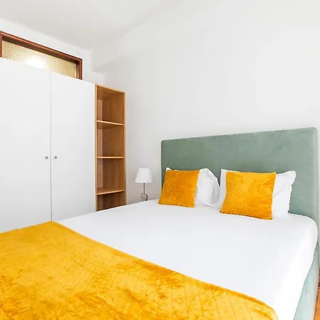 Trindade Downtown * Porto