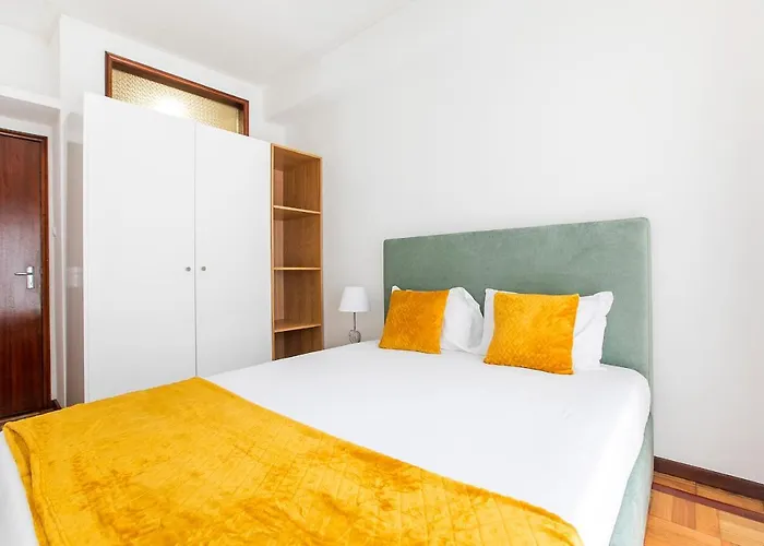 Trindade Downtown * Porto