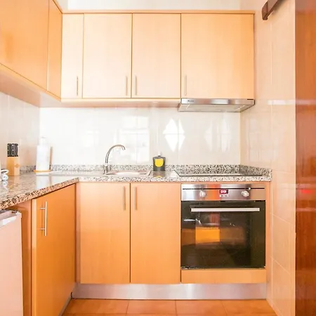 Trindade Downtown * Порту